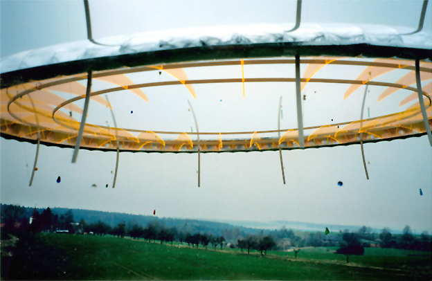 Místo, nad kterým jsme ( kroužíce )zprůhledněli